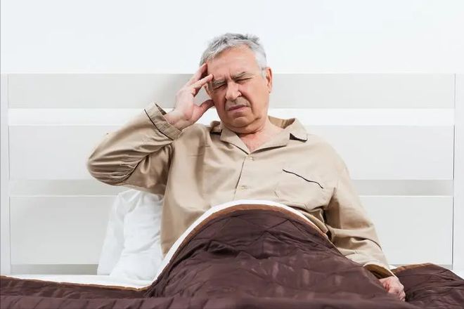 医生强调：肺不好的人睡觉一般会有3种症状赶紧看看你有吗？(图8)