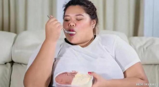 九游体育：明日入伏老人说“入伏三不做一年病不沾”3不做指的是啥？(图2)
