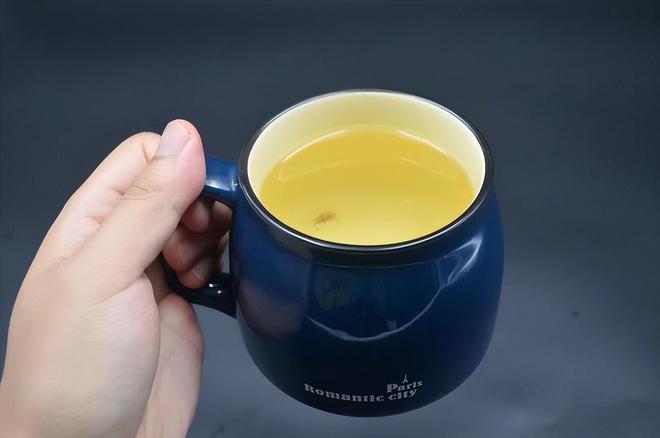 九游体育：每天这件事做不好很可能让你“变傻”忧心的是很多人没做到(图4)
