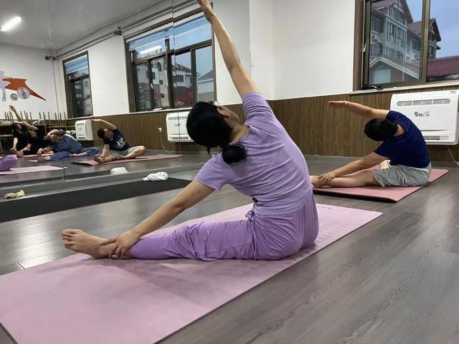 九游体育：杜店街道：公益课堂小“支点”撬动社区治理大能量(图2)