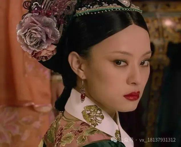 孙俪：独处生活不争朝夕肤白貌美气场滋养(图13)