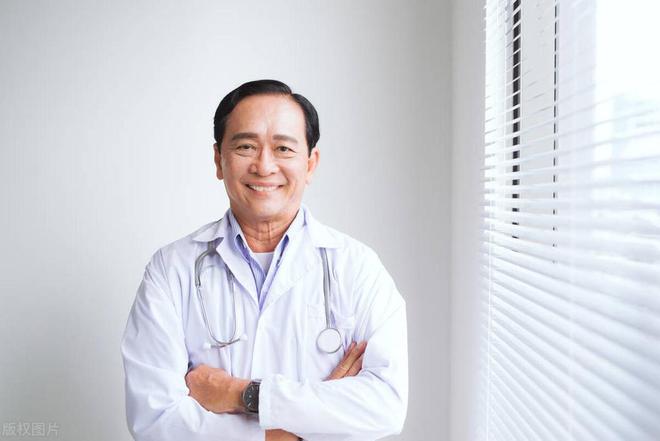 河南一位名医去世了还不到60岁真有医不自治？(图2)