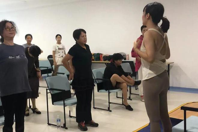 首次开班！上海华亭老年大学课程受欢迎(图3)