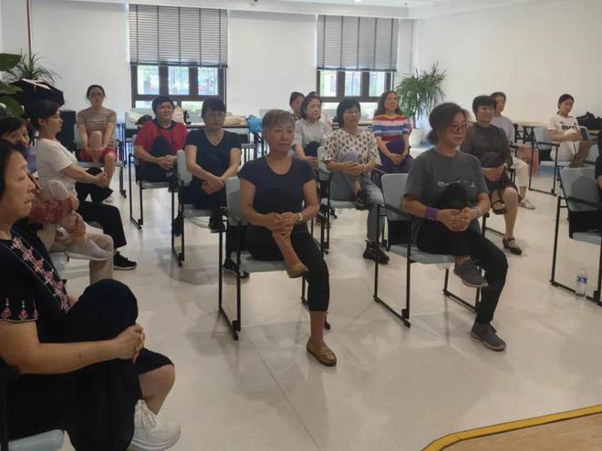 首次开班！上海华亭老年大学课程受欢迎(图4)