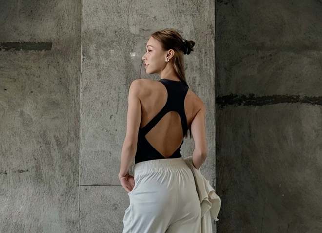TVB女星拥有完美背肌晒健身照尴尬走光前男友为其坠楼自杀(图4)