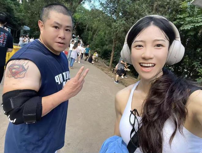 50岁国家健美健身教练李波去世死因是心脏骤停生前睡眠很差(图8)