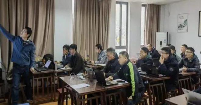 九游体育：嘉定工业区社区（老年）学校与工程师学院春季班开启报名(图3)