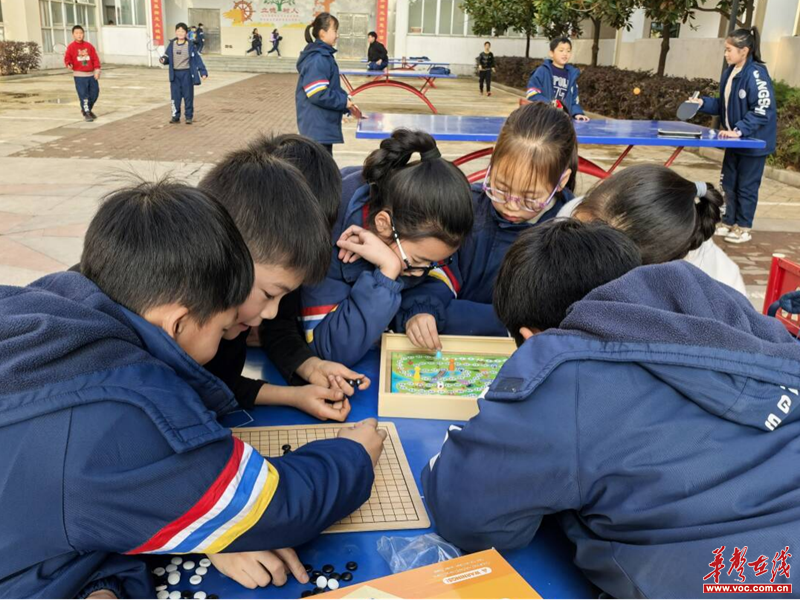 师生共奏健康新旋律——清水塘实验学校落实每班每天一节体育课(图2)