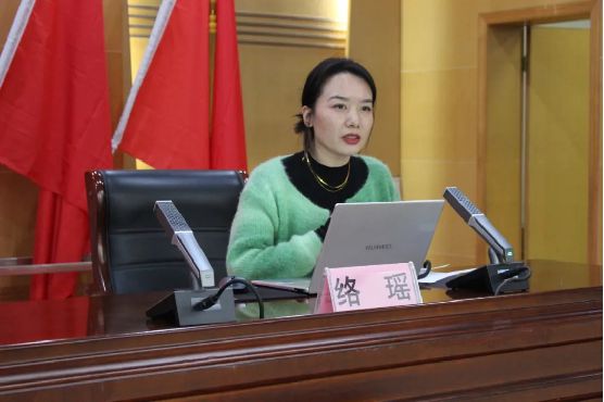 灞桥公安举办关爱女警身心健康讲座(图2)