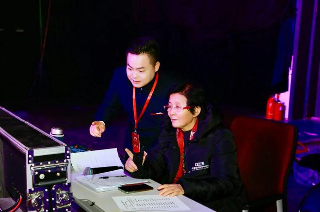 九游体育网站：《国乐飘香》春晚圆满成功录制以“传承·创新”绽放音乐华彩(图4)