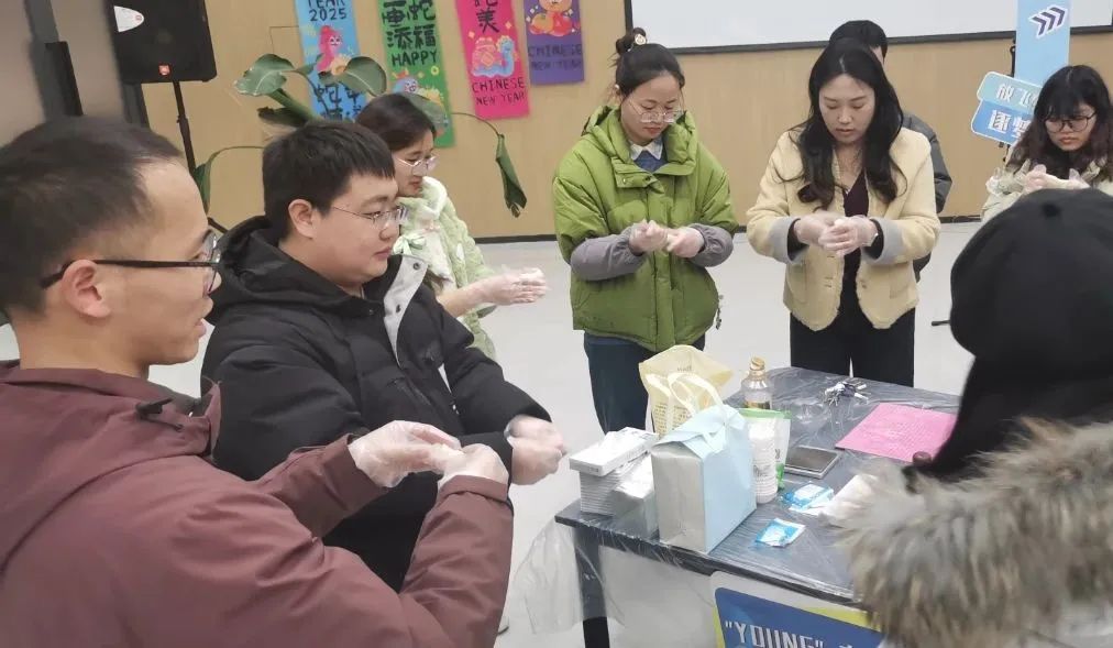 九游体育网站：青年夜校充电计划(图2)