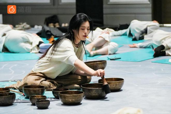九游体育：第二届简橙“东方美学身心共舞”百人活动成功举办(图7)