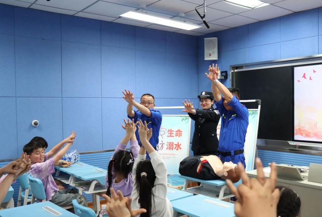 合肥市蚌埠路第二小学开展全民国家安全教育日主题活动(图3)
