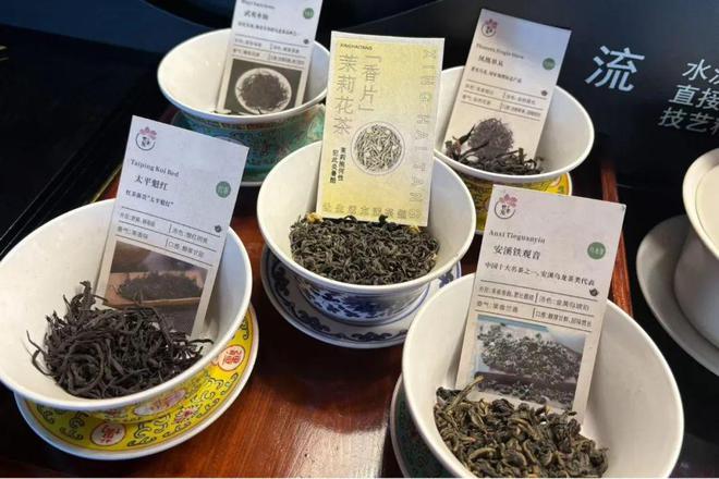 地铁站纳凉又有新玩法啦！(图2)
