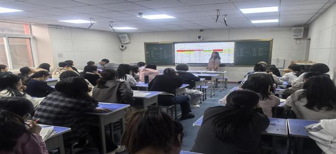 九游体育：数据中明确差距问题中寻求措施晋祠小学期中学科诊断分析会简报(图2)