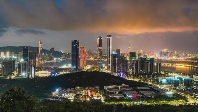 华发横琴玺售楼处【营销中心】电话发布：珠海顶级豪宅热销中(图7)