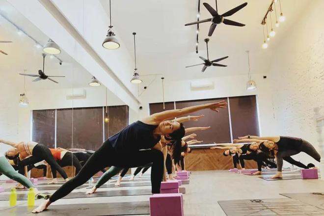 九游体育：新加坡中文瑜伽教练培训课程：直接面向就业！0基础小白也能学～(图4)