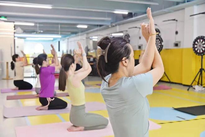 瑜伽、尊巴、八段锦这个“宝藏公园”里藏着一所健身夜校！(图2)