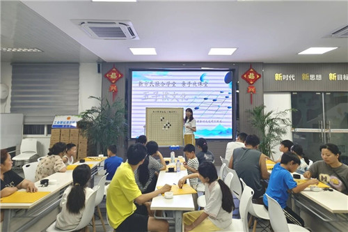 九游体育网站：常熟新市民融合课堂之亲子夜课堂圆满收官(图3)