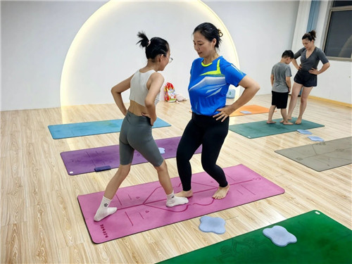 九游体育网站：常熟新市民融合课堂之亲子夜课堂圆满收官(图2)