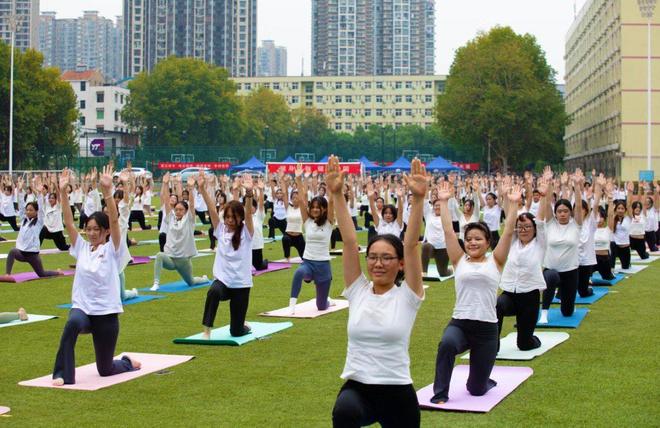 2025年全国健身瑜伽公益活动闪动武汉咸宁两地(图2)