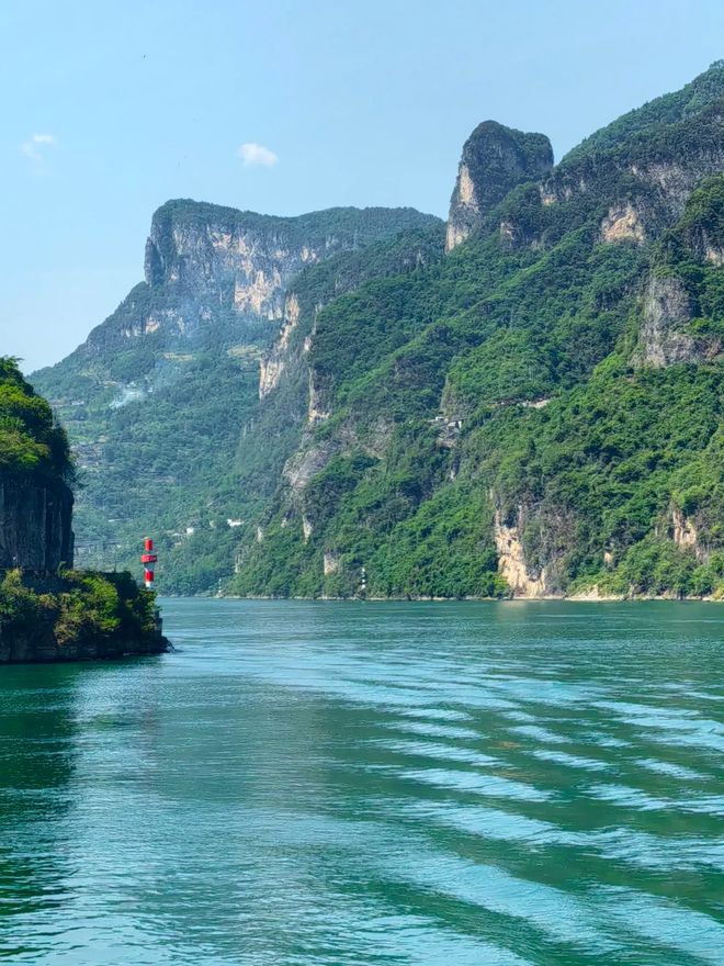 长江三峡游轮哪个船最好？从订票渠道到靠谱购票全攻略。(图3)