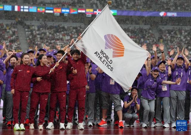 九游体育网站：青人物｜行至“北京时间”杨家玉步履不停(图2)