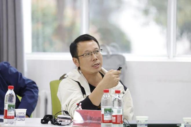 智造未来——民办高校机电类专业升级与数字化课程体系建设论坛在西安工商学院成功举办(图13)