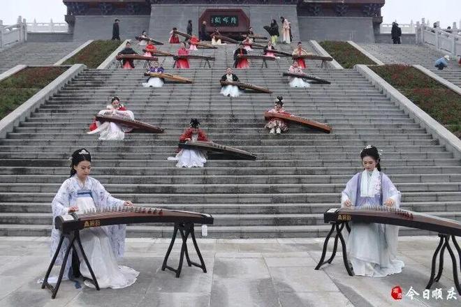 九游体育网站:南充顺庆:清晖阁这场健康文旅盛宴穿越古今动人心(图2)