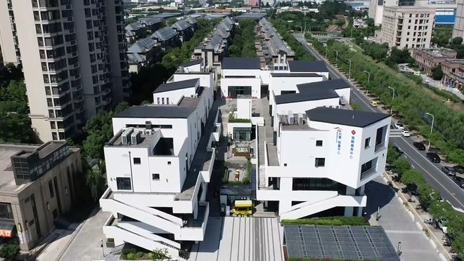 九游体育网站：回首“十四五”、奋进新征程丨从“分散服务”到“共建共治”“我嘉·邻里中心”织就社会治理新锦绣(图3)