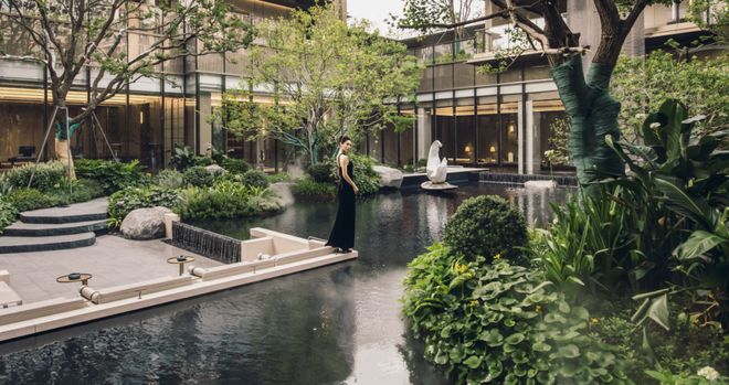 中山顶奢新标杆！建华龙湖·香山颂售楼处发布：首发(图2)