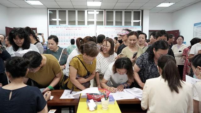 九游体育网站：渭南市群众文化艺术培训学校2025年秋季培训报名火热启动(图1)