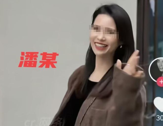 妻子曝丈夫越轨瑜伽老师闺蜜网友看完原配和闺蜜照感叹：差远了(图2)