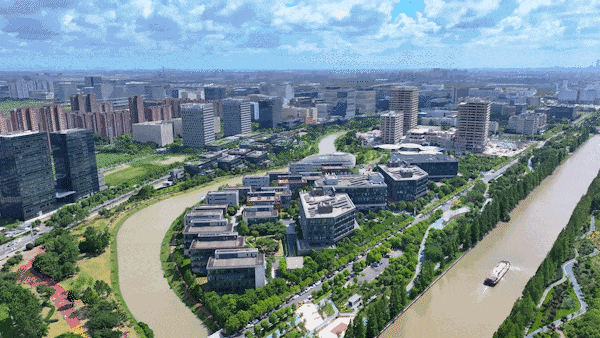 九游体育：壹江臻邸2026销售中心│楼盘-上海壹江臻邸售楼处电话实时房价户型地址周边配套交房时间(图31)