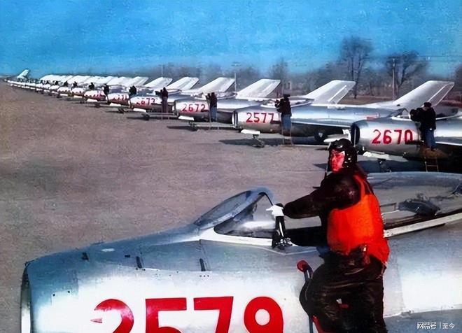 1979年对越反击战:我军数百架飞机1小时返航之谜(图3)