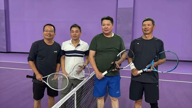 老厂房变身运动乐园市民畅享网球新地标(图4)