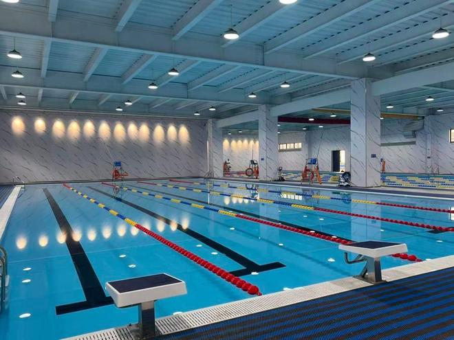 老厂房变身运动乐园市民畅享网球新地标(图6)