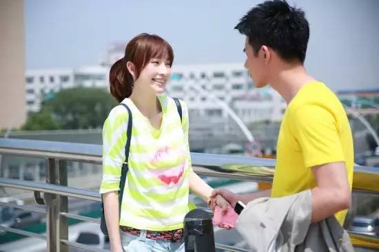 被骂最丑校花撞脸吴佩慈被男友劈腿的她如今变身蔬菜美少女!(图12)